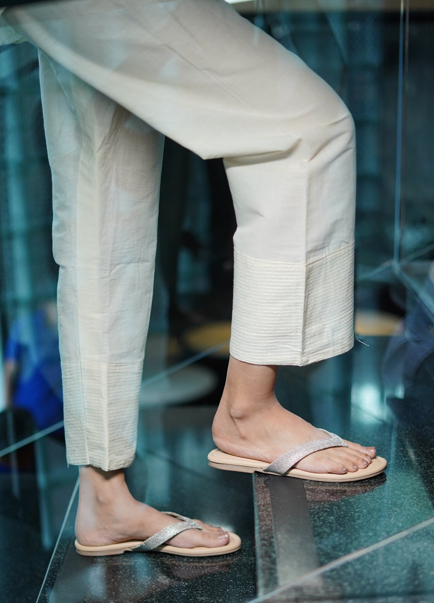 Aliya Thong Flats