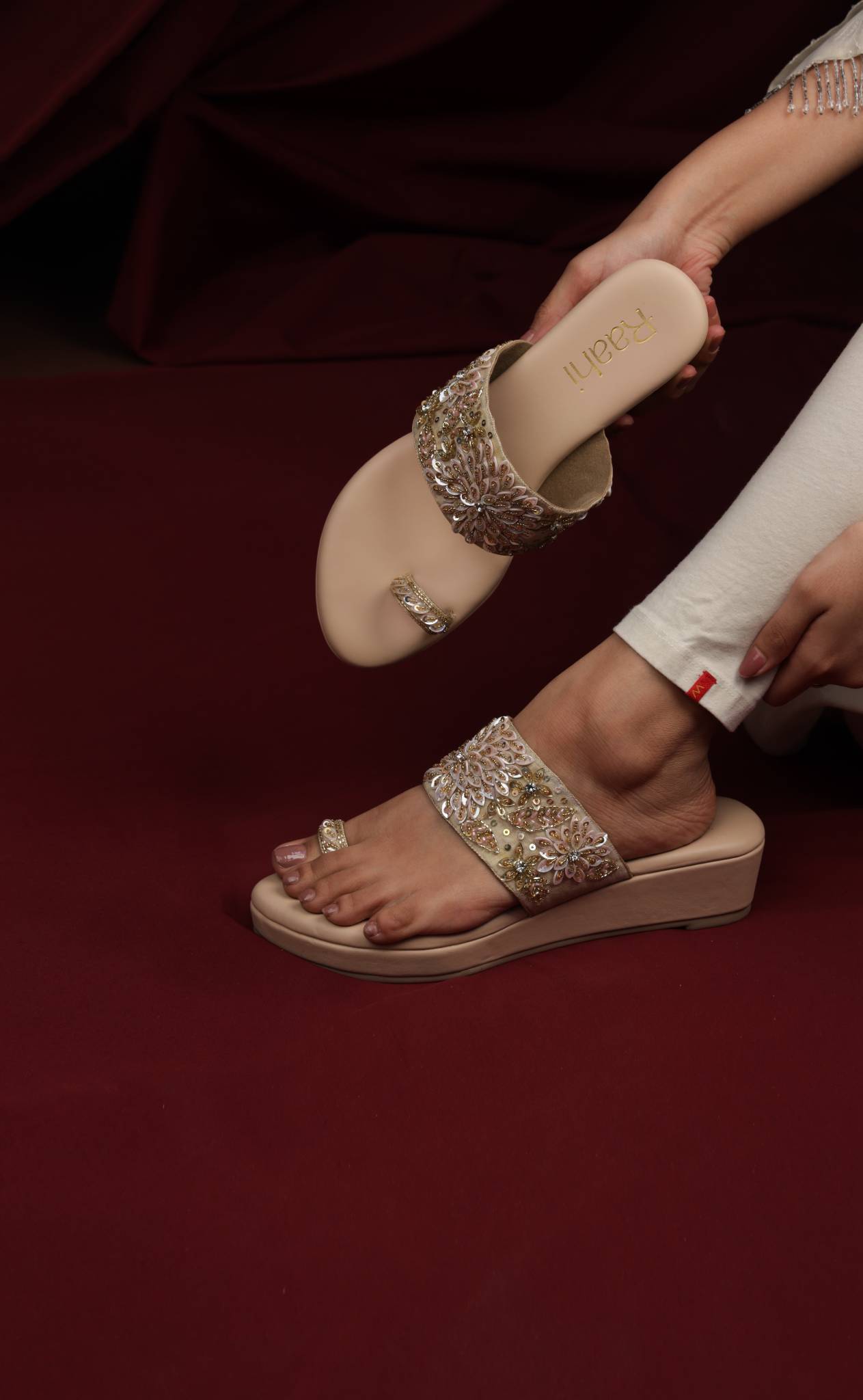 Heera Wedge Nude